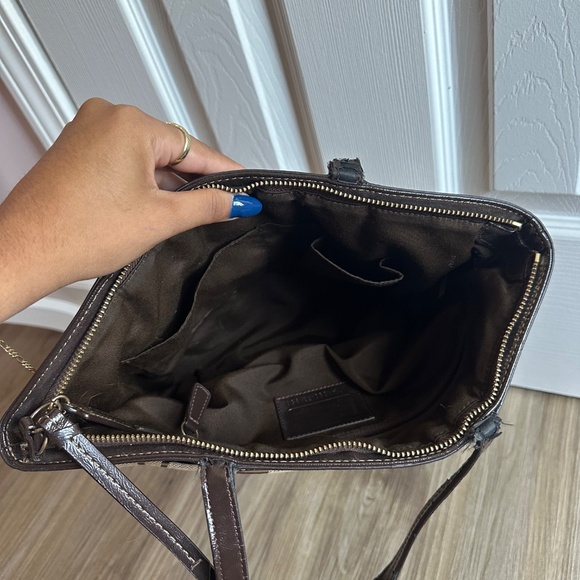 Authentic Coach Tote/Purse  - Khaki/Mahogany - Picture 6 of 7